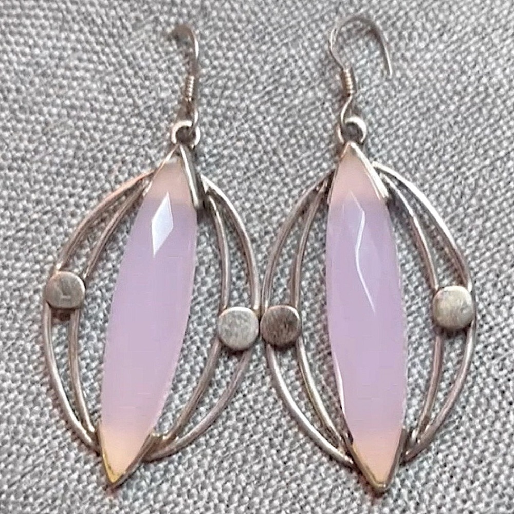 Handcrafted Sterling Silver & Center Faceted Marquise Rose Quartz Oval‎ Earrings